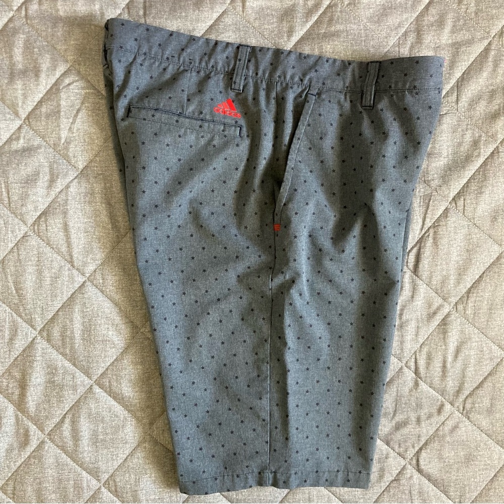 Adidas Golf Shorts Mens 32 Blue Star Print USA Merica 10.5” Casual Flat Front - Picture 2 of 10